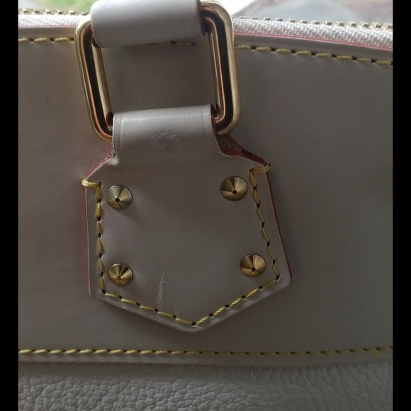 Louis Vuitton Lock It - Picture 12 of 12